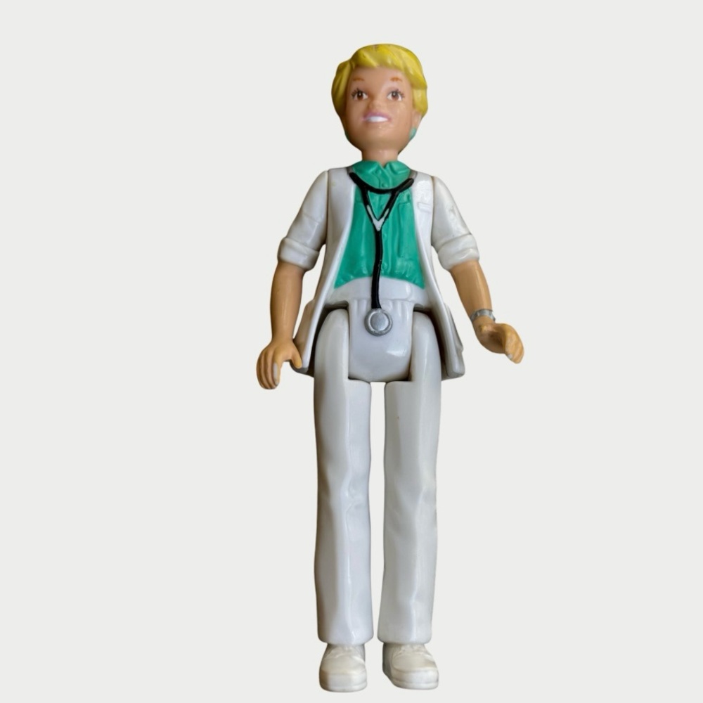 Playskool Female Doctor Dollhouse Action Figure